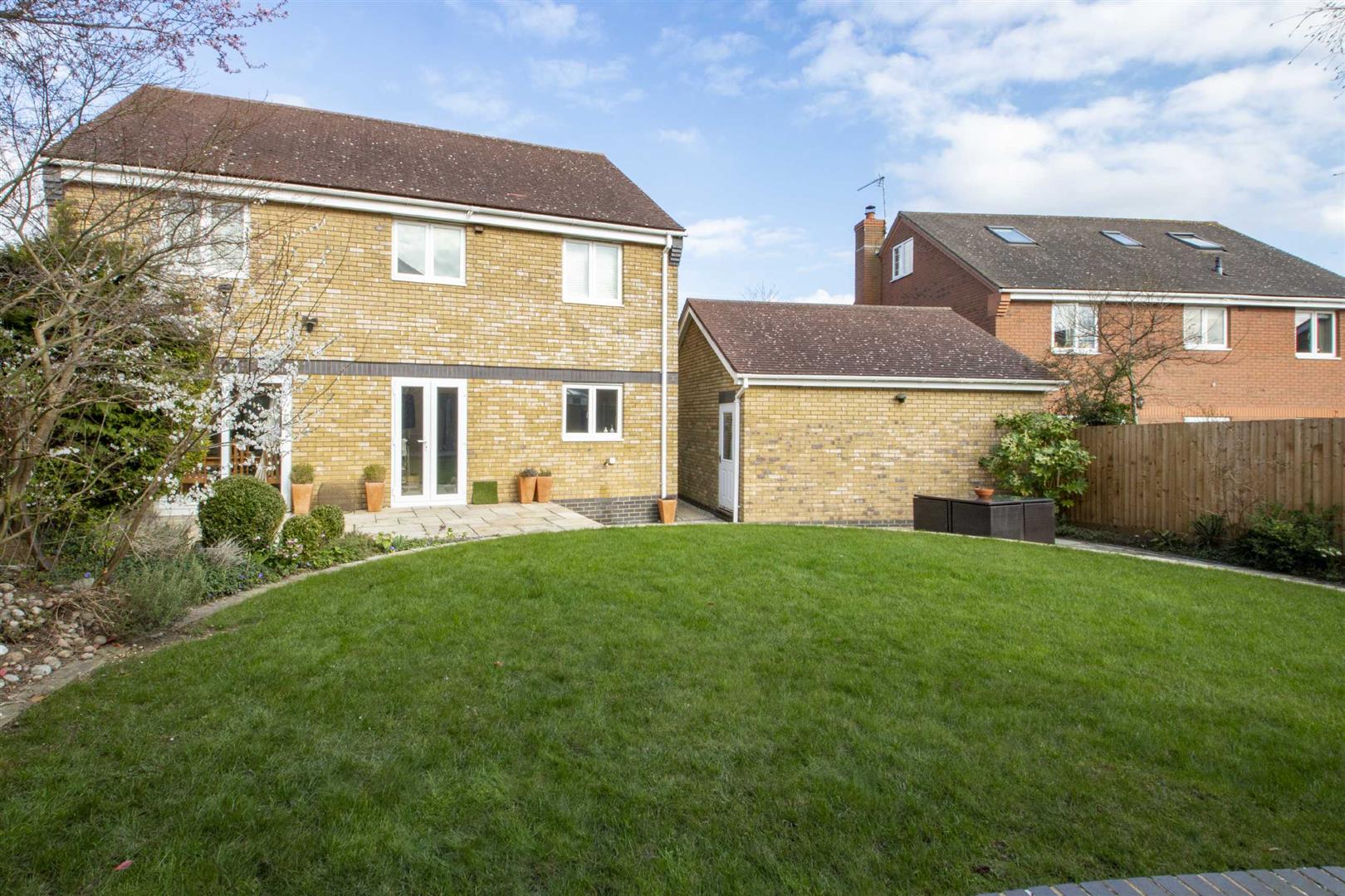 Carisbrooke Way, Kingsmead, Milton Keynes